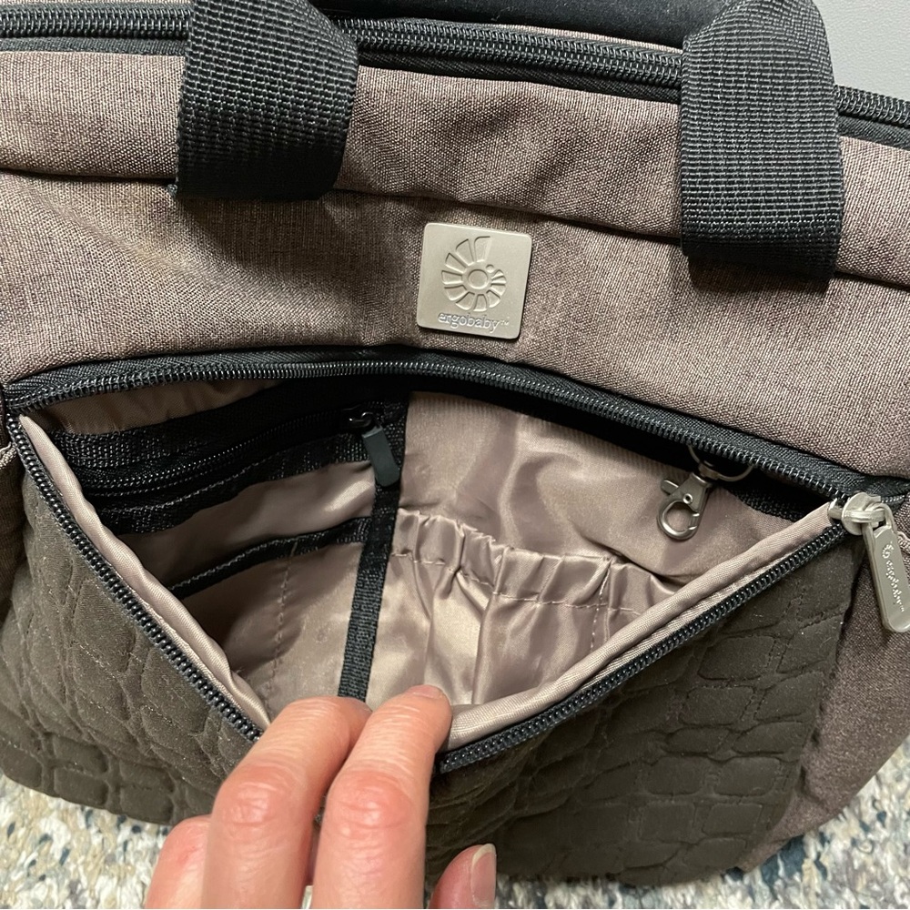 Ergobaby Diaper Bag - Brown NWOT - Picture 4 of 8